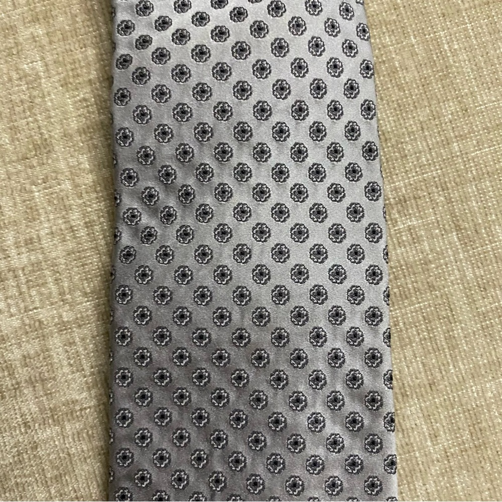 Vintage English Laundry Men's Gray Grey Silver 100% Silk Necktie Made in China